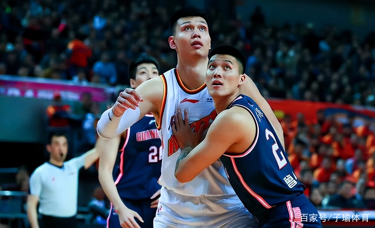 开云线上官网-从山东泰山伤情更新备战CBA常规赛到集结日辽宁本钢备战意大利杯，里昂围绕欧超杯临场应变的简单介绍